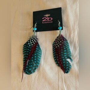 2b Bebe Feather Earrings - Teal and Silver NWT